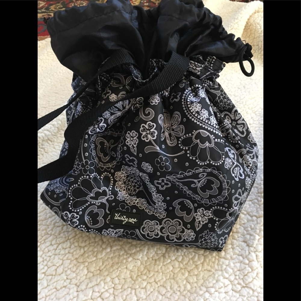 Thirty-one Black and White Paisley Drawstring Bag